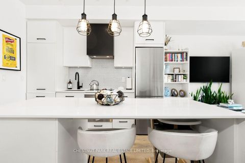 Photo 7 at 205 - 899 Queen Street E, South Riverdale, Toronto