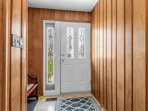 Photo 4 at 62 Dukinfield Crescent, Donalda, Toronto