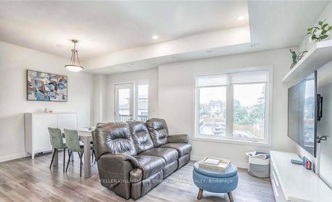 Photo 3 at 25 - 630 Rogers Road, Eglinton West, Toronto