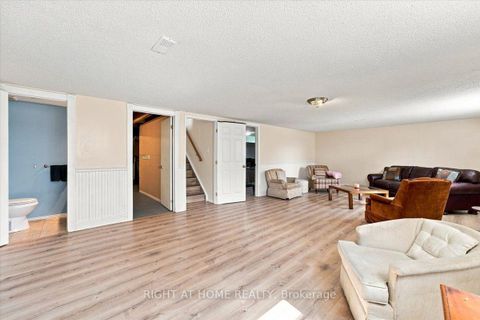 Photo 15 at 1 Argyle Road, Sunnidale, Barrie