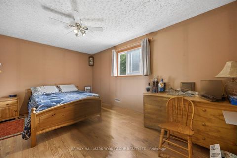 Photo 9 at 54 North Street, Sutton & Jackson's Point, Georgina
