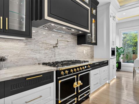 Photo 9 at 23 Sandfield Road, Don Mills, Toronto