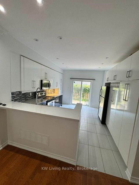 Photo 18 at 37B Green Belt Drive, Don Mills, Toronto