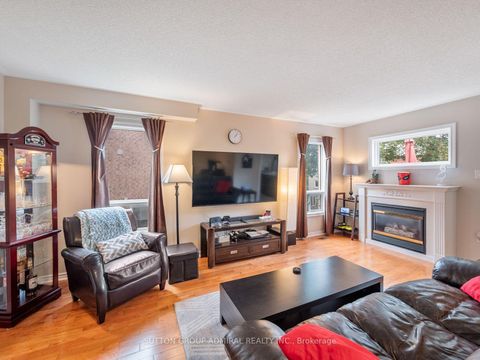 Photo 7 at 267 Warner Crescent, Summerhill Estates, Newmarket