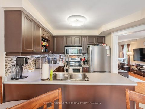 Photo 14 at 267 Warner Crescent, Summerhill Estates, Newmarket