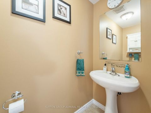 Photo 17 at 267 Warner Crescent, Summerhill Estates, Newmarket