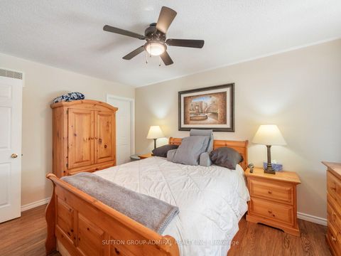 Photo 19 at 267 Warner Crescent, Summerhill Estates, Newmarket