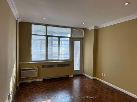 Photo 3 at 405 - 500 Avenue Road, Casa Loma, Toronto