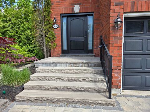Photo 2 at 84 Worthington Avenue, Oak Ridges Lake Wilcox, Richmond Hill