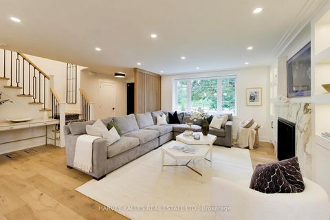 Photo 2 at 287 Yonge Boulevard, Nortown, Toronto