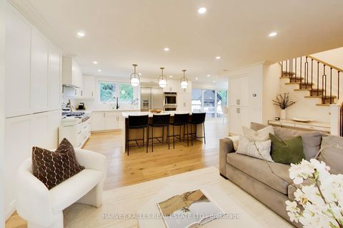 Photo 4 at 287 Yonge Boulevard, Nortown, Toronto