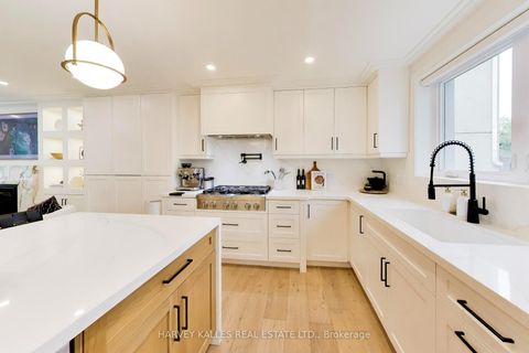 Photo 8 at 287 Yonge Boulevard, Nortown, Toronto