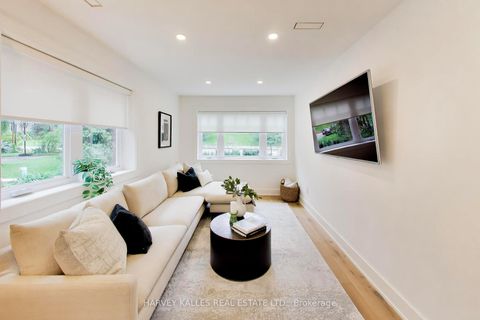 Photo 10 at 287 Yonge Boulevard, Nortown, Toronto