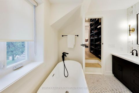 Photo 19 at 287 Yonge Boulevard, Nortown, Toronto