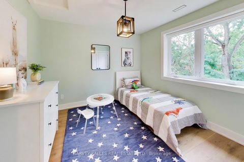 Photo 20 at 287 Yonge Boulevard, Nortown, Toronto