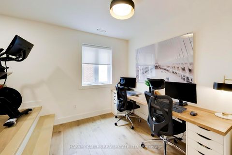 Photo 22 at 287 Yonge Boulevard, Nortown, Toronto