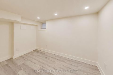 Photo 29 at 287 Yonge Boulevard, Nortown, Toronto