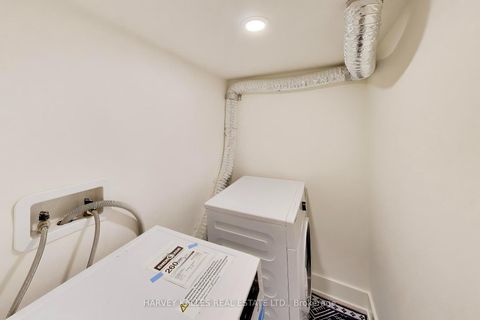 Photo 31 at 287 Yonge Boulevard, Nortown, Toronto