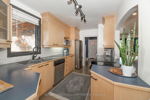 Photo 9 at 11 Elton Crescent, Long Branch, Toronto