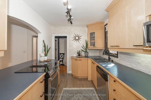 Photo 11 at 11 Elton Crescent, Long Branch, Toronto