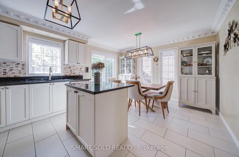 Photo 9 at 6 Sugarforest Drive, Patterson, Vaughan