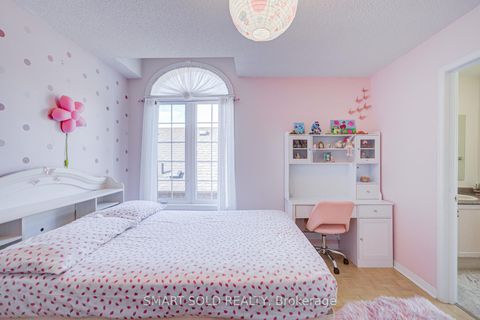 Photo 23 at 6 Sugarforest Drive, Patterson, Vaughan