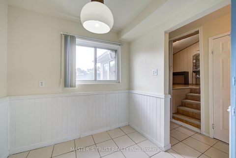 Photo 11 at 61 Wiggens Court, Malvern, Toronto