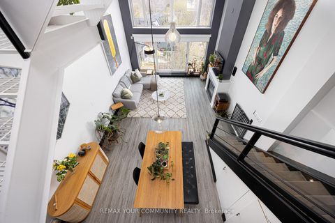 Photo 4 at 4 - 517 Kingston Road, The Beaches, Toronto