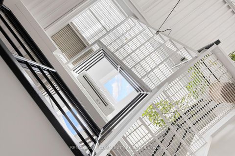 Photo 23 at 4 - 517 Kingston Road, The Beaches, Toronto