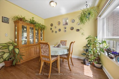 Photo 12 at 41 Old Colony Road, Oak Ridges Lake Wilcox, Richmond Hill