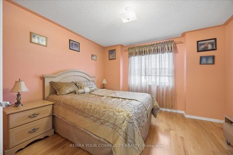 Photo 18 at 41 Old Colony Road, Oak Ridges Lake Wilcox, Richmond Hill