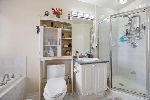 Photo 21 at 41 Old Colony Road, Oak Ridges Lake Wilcox, Richmond Hill