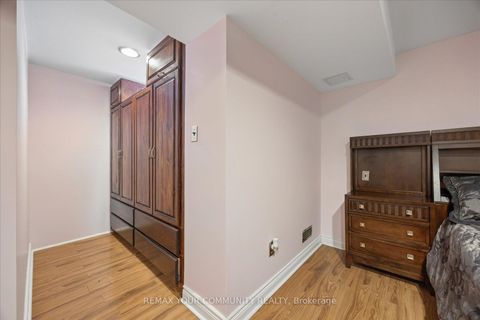Photo 34 at 41 Old Colony Road, Oak Ridges Lake Wilcox, Richmond Hill