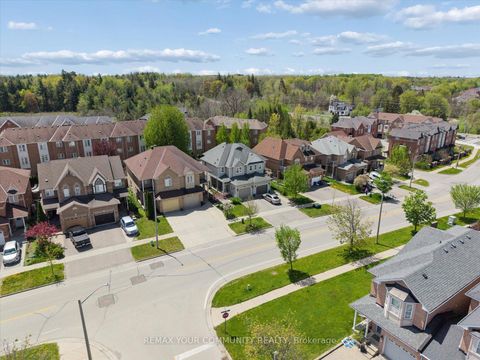 Photo 41 at 41 Old Colony Road, Oak Ridges Lake Wilcox, Richmond Hill
