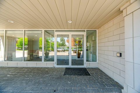 Photo 4 at PH403 - 30 Anglesey Boulevard, Humber Valley, Toronto