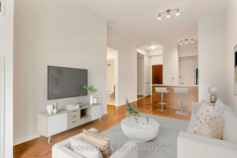 Photo 2 at 703 - 3391 Bloor Street W, City Centre West, Toronto