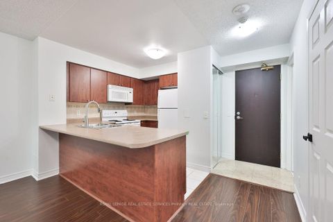 Photo 6 at 708 - 30 Grand Trunk Crescent, Waterfront Communities C1, Toronto