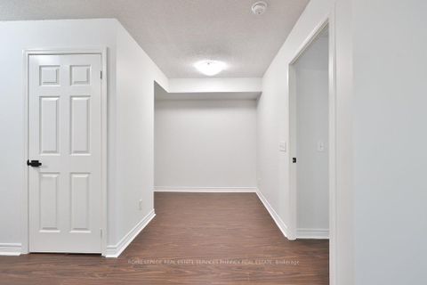 Photo 12 at 708 - 30 Grand Trunk Crescent, Waterfront Communities C1, Toronto