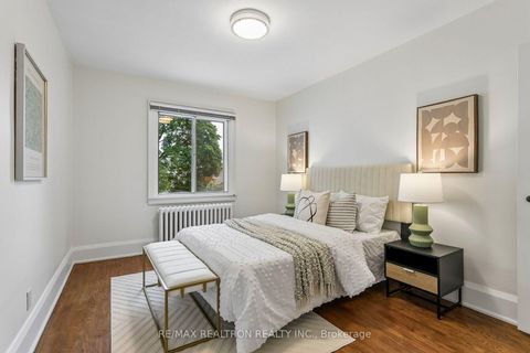 Photo 18 at 57 Castle Knock Road, Lawrence Park South, Toronto