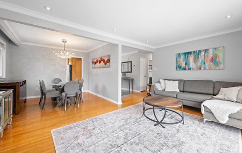Photo 8 at 22 Arbroath Crescent, Markland Wood, Toronto