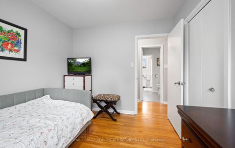 Photo 25 at 22 Arbroath Crescent, Markland Wood, Toronto