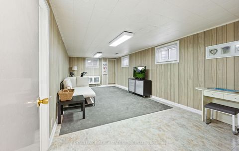 Photo 30 at 22 Arbroath Crescent, Markland Wood, Toronto