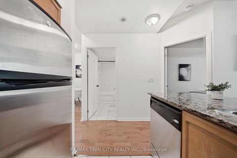 Photo 10 at 2502 - 231 Fort York Boulevard, Niagara, Toronto