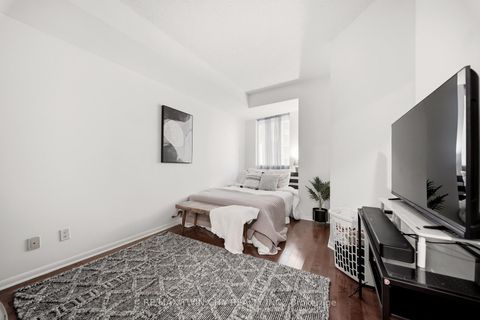 Photo 11 at 2502 - 231 Fort York Boulevard, Niagara, Toronto