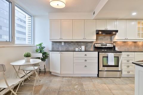 Photo 13 at 1007 - 360 Bloor Street E, Moore Park, Toronto