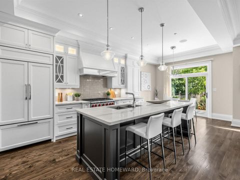 Photo 7 at 553 Broadway Avenue, Leaside, Toronto
