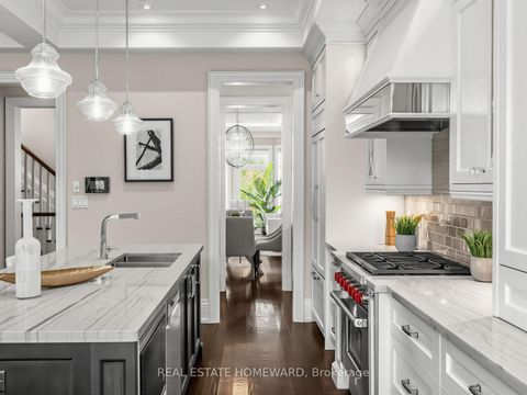Photo 12 at 553 Broadway Avenue, Leaside, Toronto
