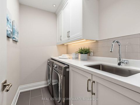 Photo 26 at 553 Broadway Avenue, Leaside, Toronto