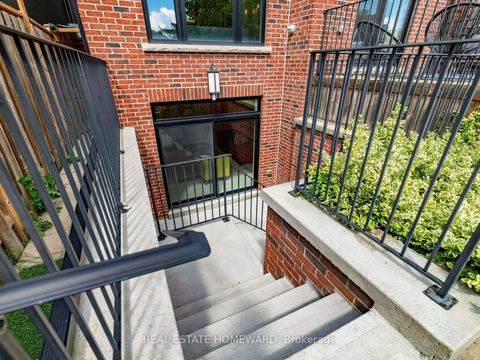 Photo 36 at 553 Broadway Avenue, Leaside, Toronto