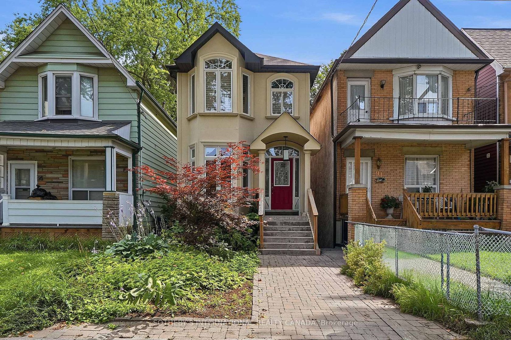 93 Eaton Avenue, Danforth, Toronto photo 8